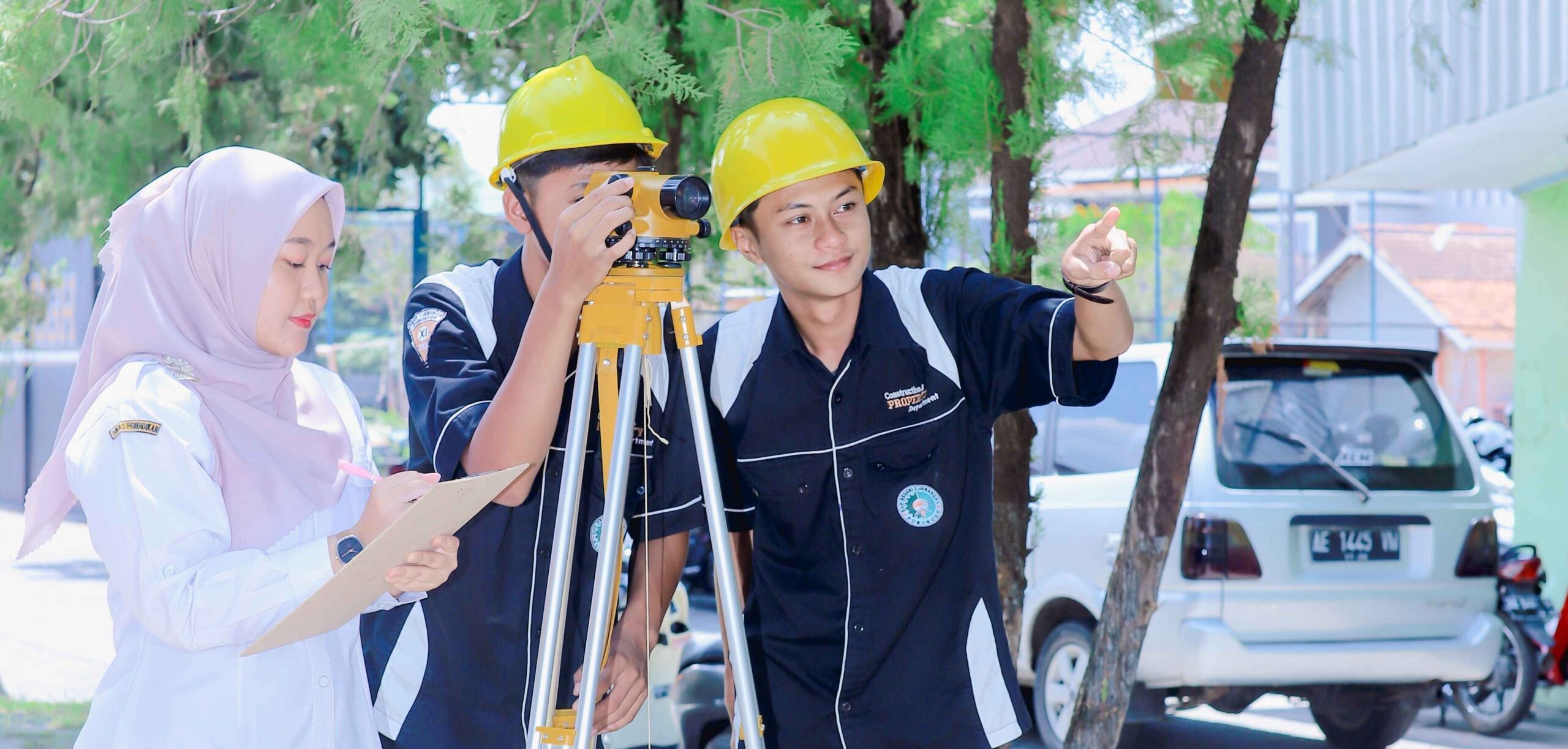 Mahasiswa Teknik Konstruksi